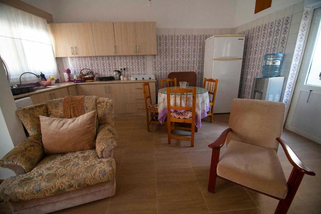 Arsinoe Guest House Famagusta  Exterior photo